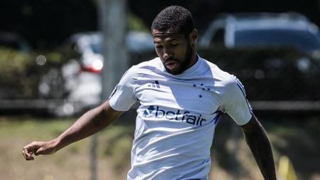 Camisa 11 ganha mais uma chance em momento crucial na temporada