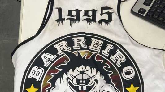 Camisa da Galoucura que foi recuperada pela PM