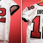 Última camisa usada por Tom Brady na carreira pode ser vendida por mais de R$ 12 milhões