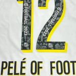 'Pelé do football': Tom Brady recebe camisa do Santos