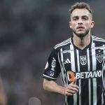 Instituto Galo vende camisas do Atlético com patch de campanha contra o racismo