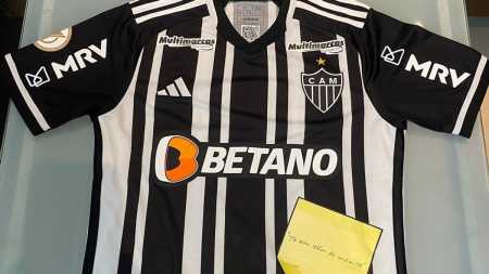 Camisa utilizada por Guilherme Arana durante Atlético x Bahia
