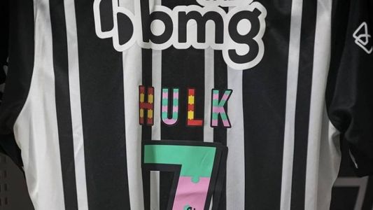 Camisas com as fontes especiais pela campanha de conscientização sobre o autismo também serão vendidas
