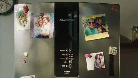 Campanha vai além da funcionalidade do eletrodoméstico, evocando sua "humanidade"