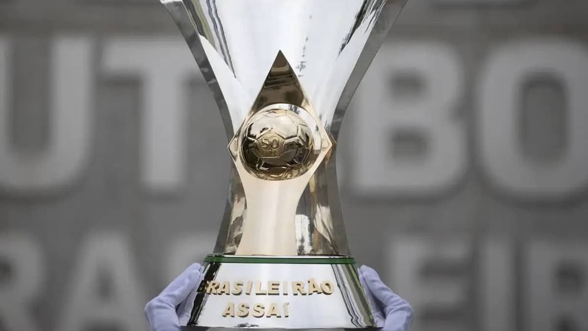Os jogadores no esquema de apostas devem ser banidos do futebol!