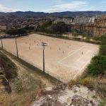 Homem é morto a tiros em campo de futebol em Contagem