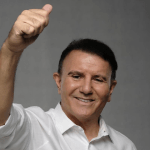 Prefeito de Palmas é preso em operação da PF sobre vazamento de informações no STJ