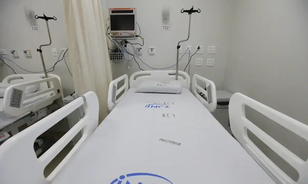 Casos de câncer podem chegar a 35 milhões por ano até 2050, alerta OMS