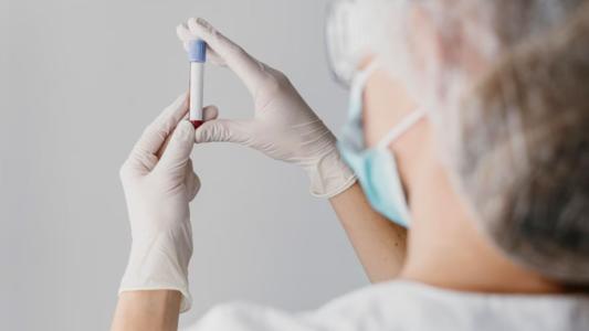 Diagnóstico do carcinoma espinocelular é feito exclusivamente com um médico, a partir de uma biópsia