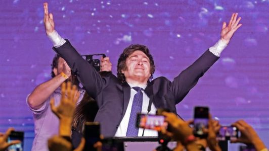 Candidato à presidência da Argentina, Milei é aliado de Bolsonaro