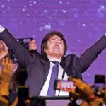 Milei chama Lula de 'comunista' e recusa encontro com o petista em caso de vitória na Argentina