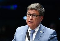 Viana elogia Tarcísio: 'Ajudou MG na BR-381 e com liberação do dinheiro do metrô de BH'