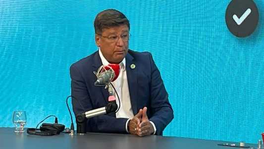 Candidato do PL ao governo de Minas, senador Carlos Viana, foi entrevistado nesta terça-feira (13)
