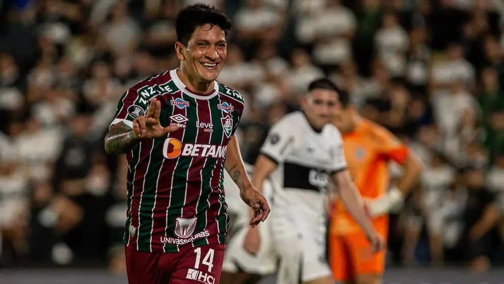 Presidente do Fluminense revela conversa especial com Cano no Paraguai