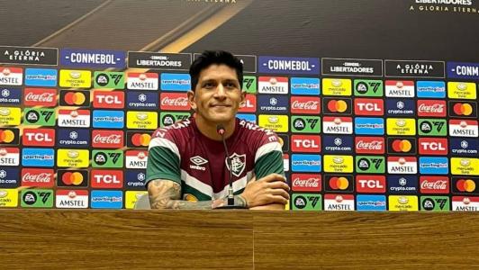 Cano falou com a imprensa antes do treinamento no CT Carlos Castilho