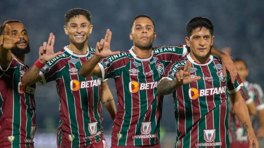 Cano marcou duas vezes e confirmou a vitória do Fluminense