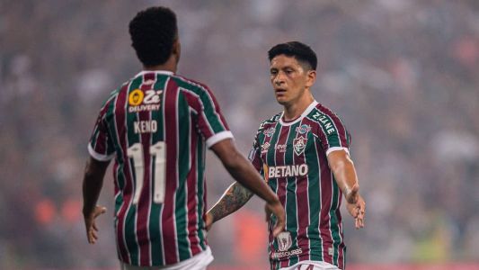 Cano marcou os dois gols do Fluminense sobre o Internacional no empate por 2 a 2