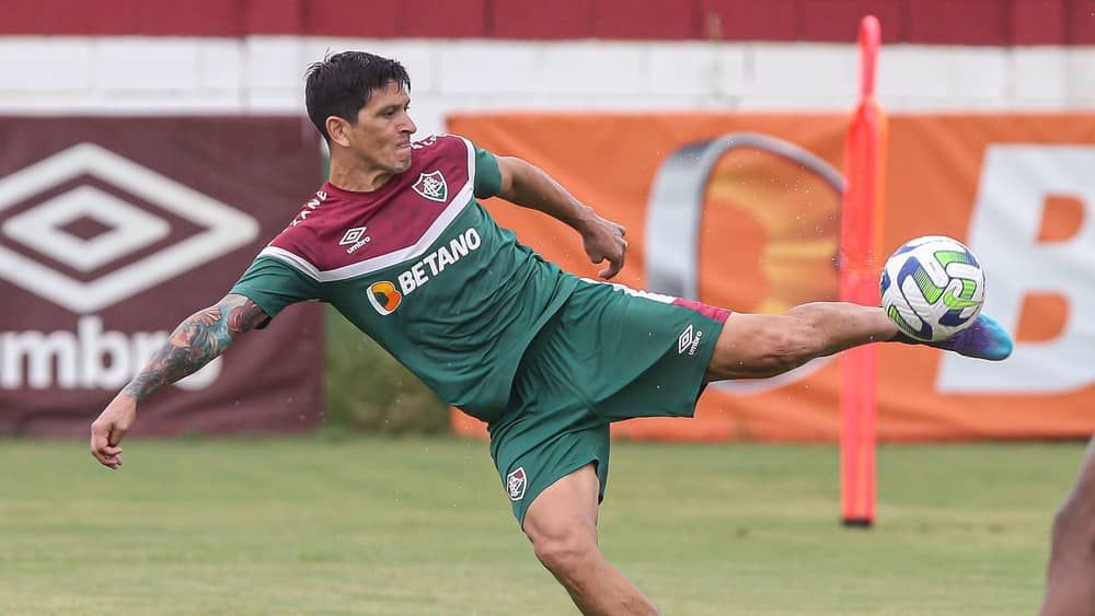 Cano reencontra torcida do Fluminense depois de conquista da Libertadores