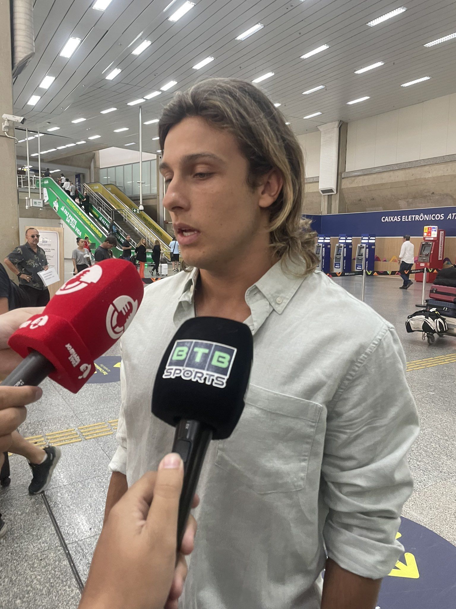 Canobbio desembarca no Rio de Janeiro para se apresentar ao Fluminense