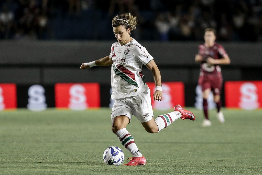 Canobbio atinge marcas expressivas e se consolida de vez no Fluminense