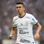 Cantillo volta a ser opção no Corinthians e ganha elogios de Lázaro