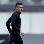 Cantillo vai de titular a não relacionado em uma semana no Corinthians