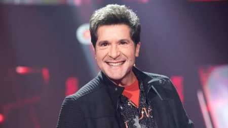 Cantor Daniel sobe ao palco da Arena Hall com o repertório do DVD em que comemora 40 anos de carreira e relembra João Paulo