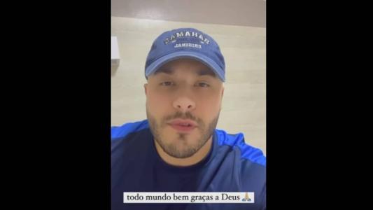 Cantor tranquilizou os fãs nas redes sociais