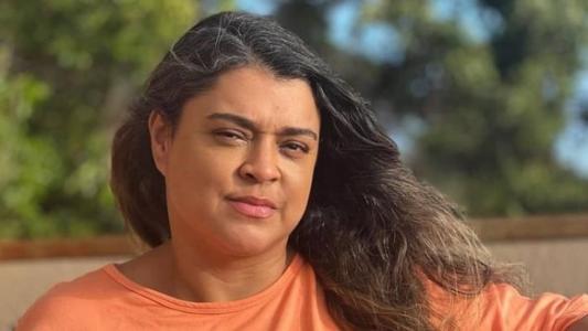 Cantora explicou que afastamento das redes sociais é resultado de efeitos colaterais do tratamento contra a doença
