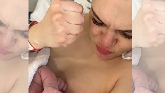 Cantora Jessie J. compartilha imagem com o filho