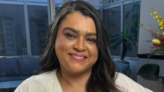 Cantora passou pelo procedimento nessa quinta (30)