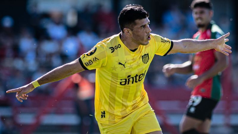 Próximo rival do Atlético na Libertadores, Peñarol vence pelo Uruguaio