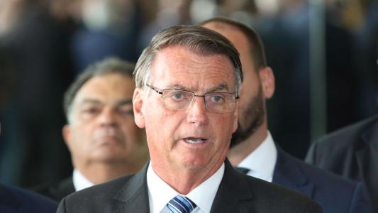 Bolsonaro pode ser preso em cela comum? Entenda o que acontece após condenação do STF