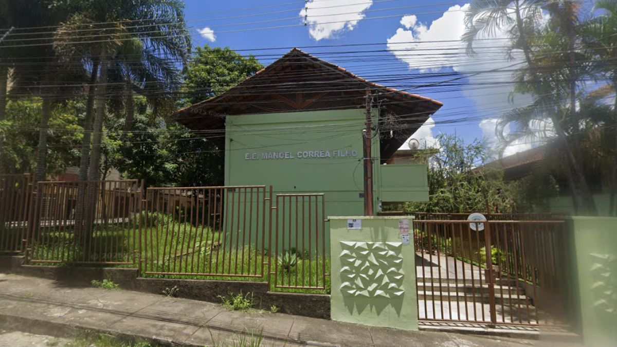 Professora sofre corte no lábio após ser agredida por aluna de 11 anos em escola de Divinópolis