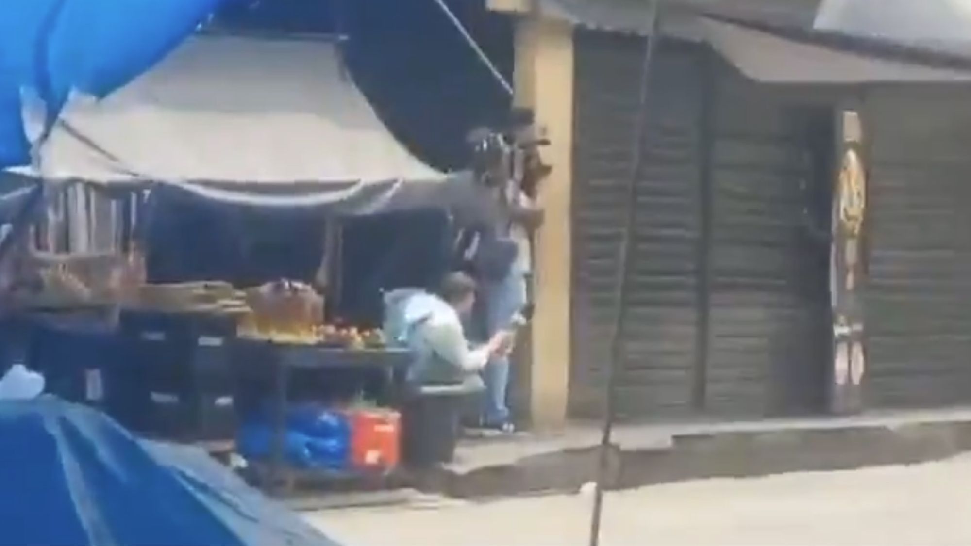 Repórter quase é baleado durante troca de tiros em megaoperação da polícia no Rio