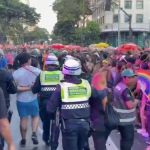 Homem é conduzido suspeito de agredir trabalhadora no Trio do Alok, em BH