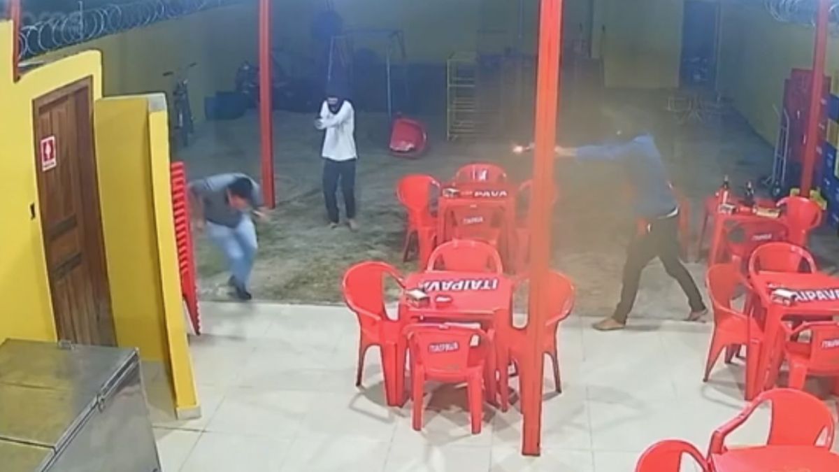 Dupla mata homem com 20 tiros em lanchonete de Governador Valadares