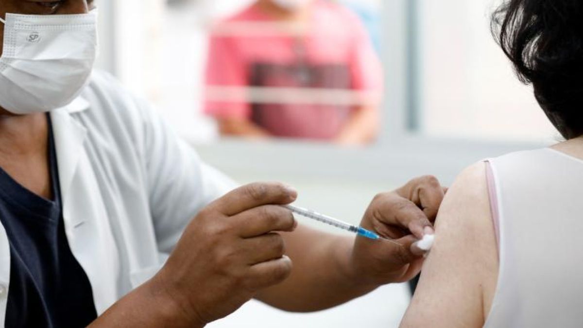 BH terá mutirão de vacinação para jovens de 15 a 29 anos nesta sexta-feira (6)