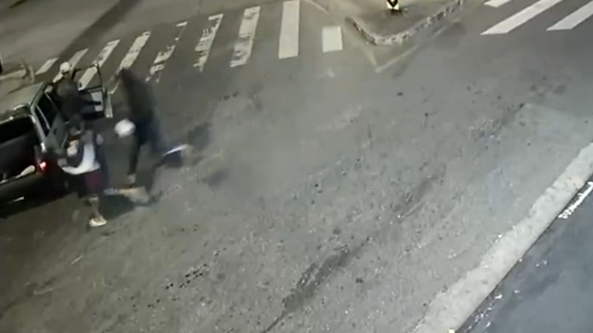 Vídeo: atirador misterioso interrompe furto da 'gangue da marcha ré' em BH