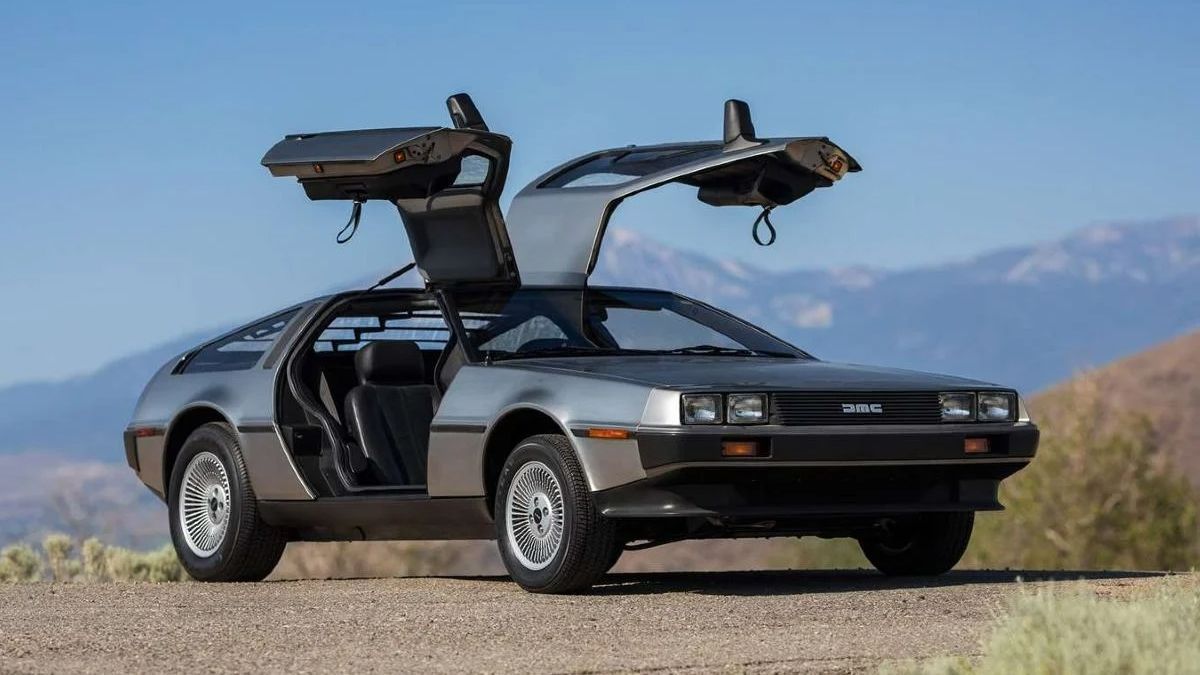 O carro DeLorean, eternizado em 'De Volta para o Futuro', era mais estranho do que você pensa