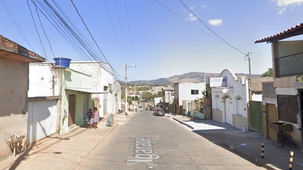 Homem invade casa, mata jovem e é morto pelo irmão dele em São Joaquim de Bicas