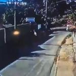 Vídeo: motorista sem habilitação atropela e mata mãe e filho em Santa Luzia