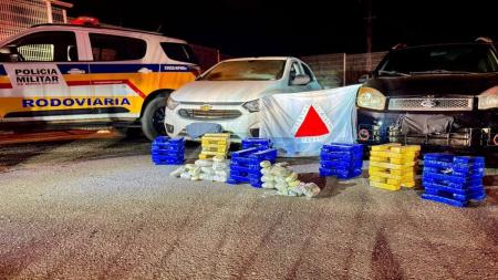 Polícia apreende drogas na Grande BH, prende 3 suspeitos e calcula prejuízo de R$ 750 mil ao crime