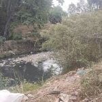 Corpo em decomposição é encontrado dentro de córrego em Ribeirão das Neves, na Grande BH