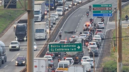 Motociclista morre atropelado no Anel Rodoviário de BH; motorista envolvido fugiu