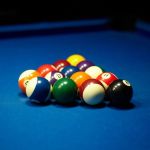 Dono de bar é multado pela Justiça de Minas por deixar adolescentes jogarem sinuca