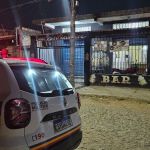 Quatro pessoas são baleadas em bar de Ribeirão das Neves; criança foi atingida no peito