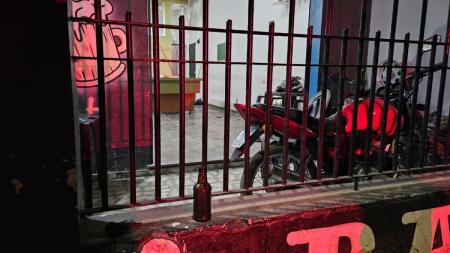 Morre menina de 9 anos baleada no peito em ataque a bar de Ribeirão das Neves