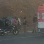 Acidente entre moto e dois carros deixa um morto na MG-010 na Grande BH