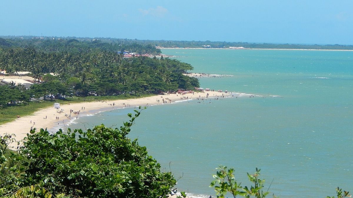 Porto Seguro vai cobrar taxa ambiental de turistas que chegam de carro; veja regras